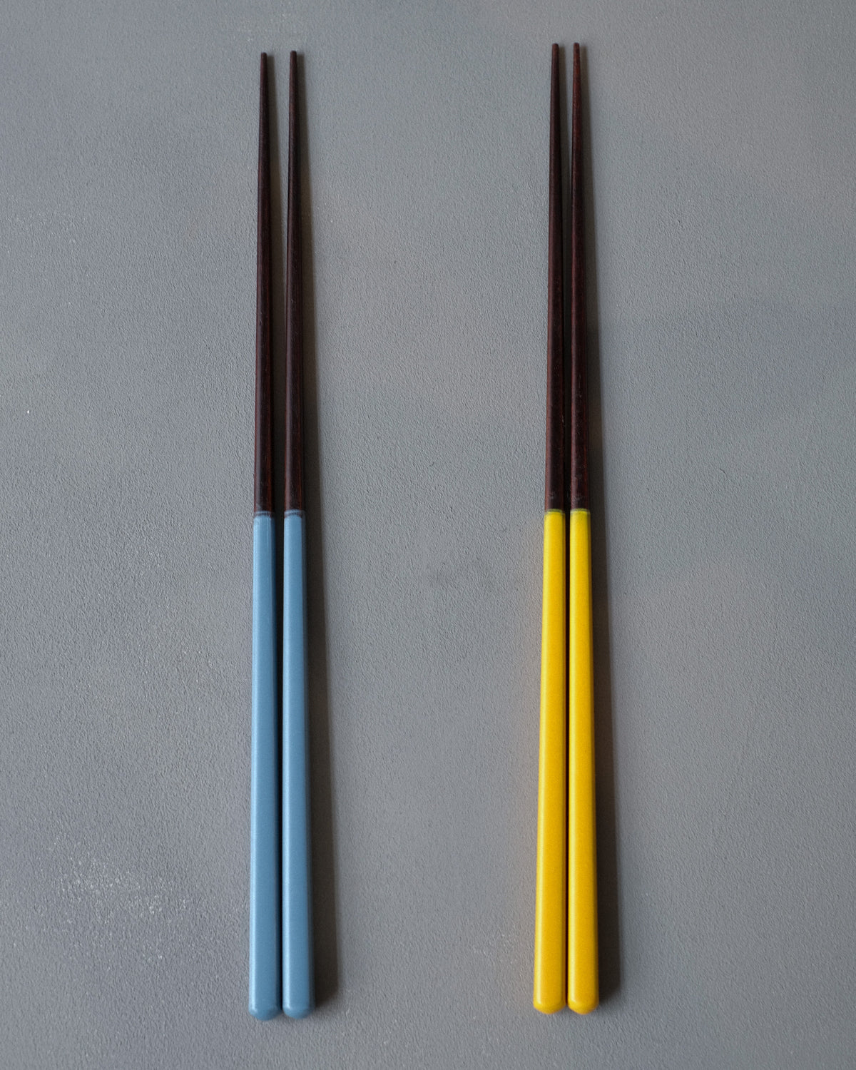 Limitiertes Hashi-Set mit handgefertigten Keramikhaltern by THE DORF x Jimu Kobayashi